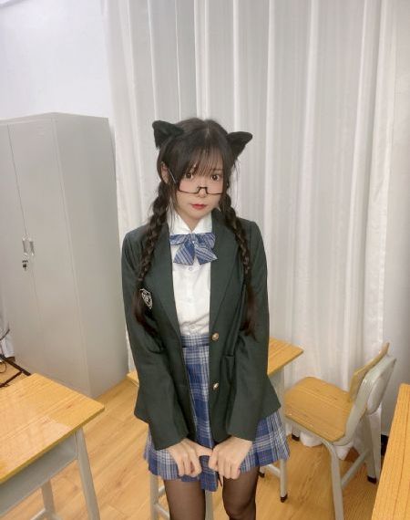 安妮日记在线观看_高清手机在线观看